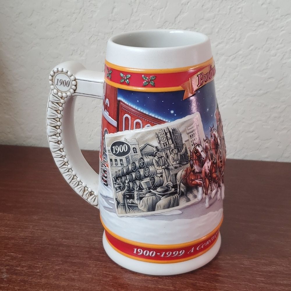 VTG 1999 Budweiser Holiday Stein 20th Anniversary A Century of Tradition CS389